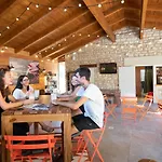 مكان تخييم Huttopia Le Moulin 3*