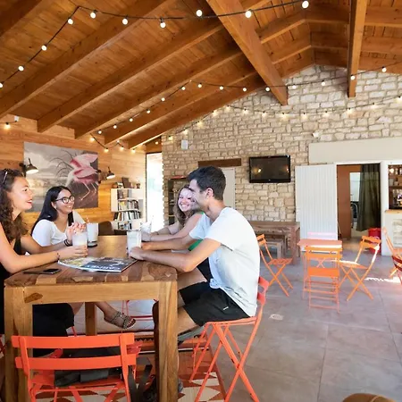 مكان تخييم Huttopia Le Moulin 3*