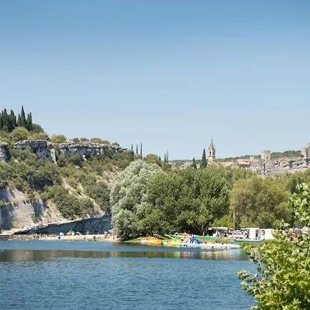 مكان تخييم Huttopia Le Moulin 3*