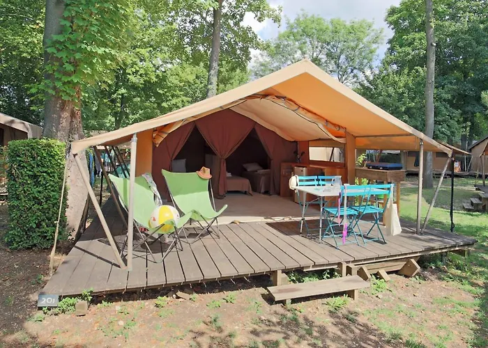 Huttopia Le Moulin Kemping 3*