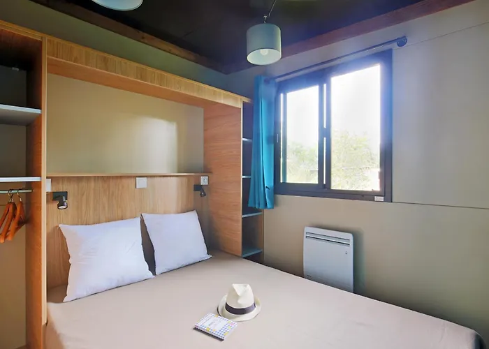 Huttopia Le Moulin Kemping 3*