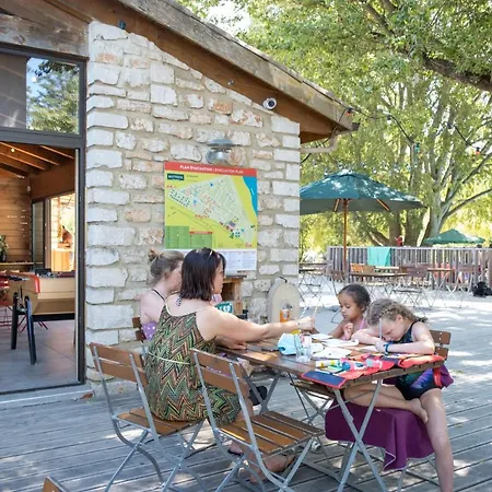 Huttopia Le Moulin
