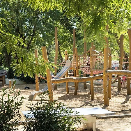 Kemping Huttopia Le Moulin Saint-Martin-dʼArdèche